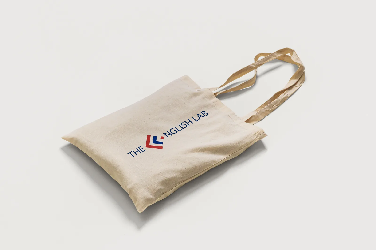 Mockup della tote bag The English Lab