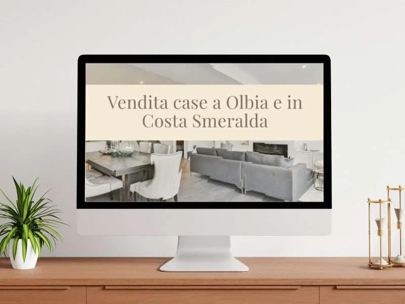 Ylenia Fotzi: la grafica YRealty «Vendita case a Olbia e in Costa Smeralda» su uno schermo